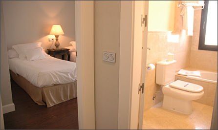 Hotel Maria Jimena Ocaña Buitenkant foto