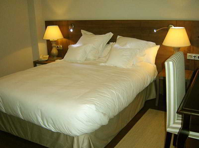 Hotel Maria Jimena Ocaña Buitenkant foto