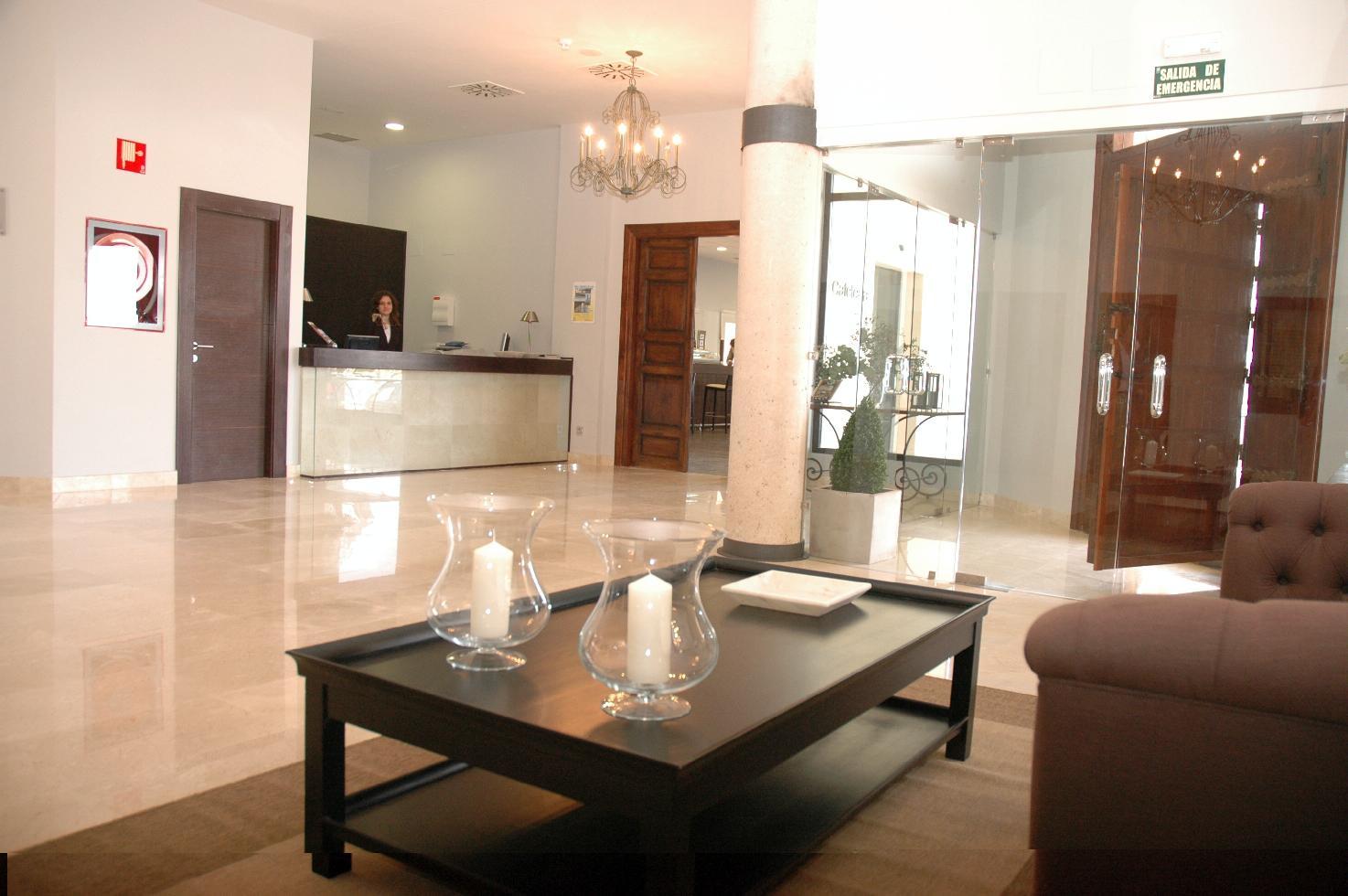 Hotel Maria Jimena Ocaña Buitenkant foto